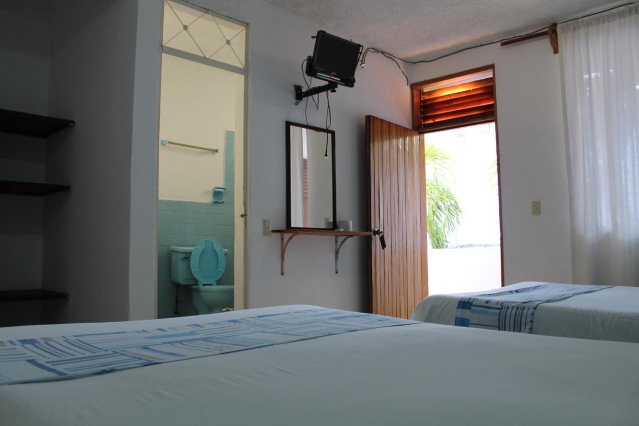 Hotel Carruiz Puerto Escondido  Exterior photo